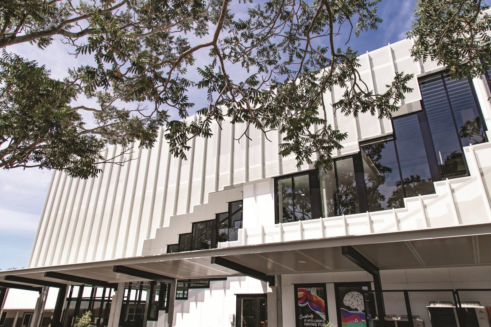 Corinda SHS Research + Innovation Centre | Gray Puksand Architecture ...