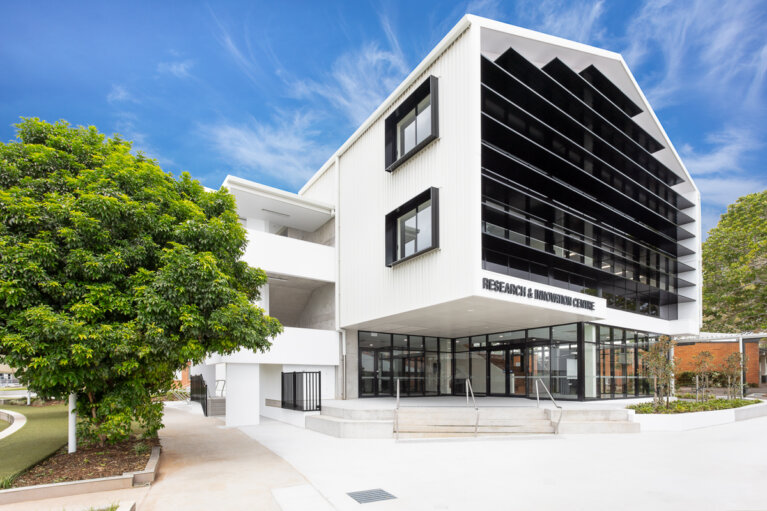 Corinda State High School Resource Centre | Gray Puksand Architecture ...